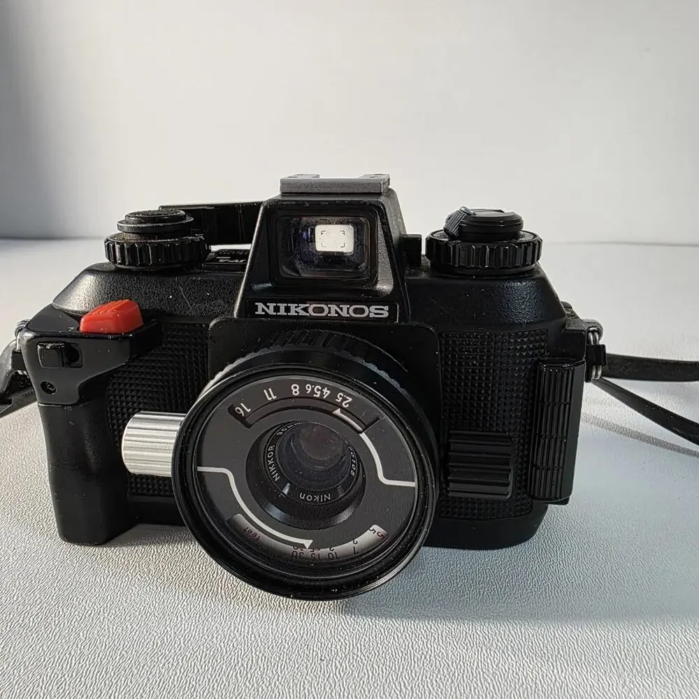 Nikonos IV-A Camera 35mm F2.5 Lens 770105 Untested